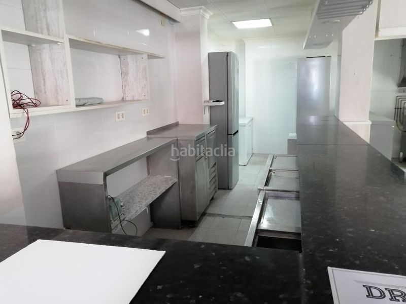 Foto 48939e47-ab3d-40e2-a99e-ed58391b6963. Local comercial a El Gall Esplugues de Llobregat