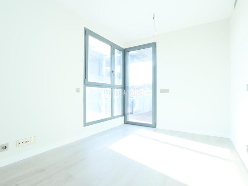 Foto 440e29f6-a7ec-477f-add3-66354e60a6bf. Dachwohnung mit heizung parking pool in Finestrelles Esplugues de Llobregat