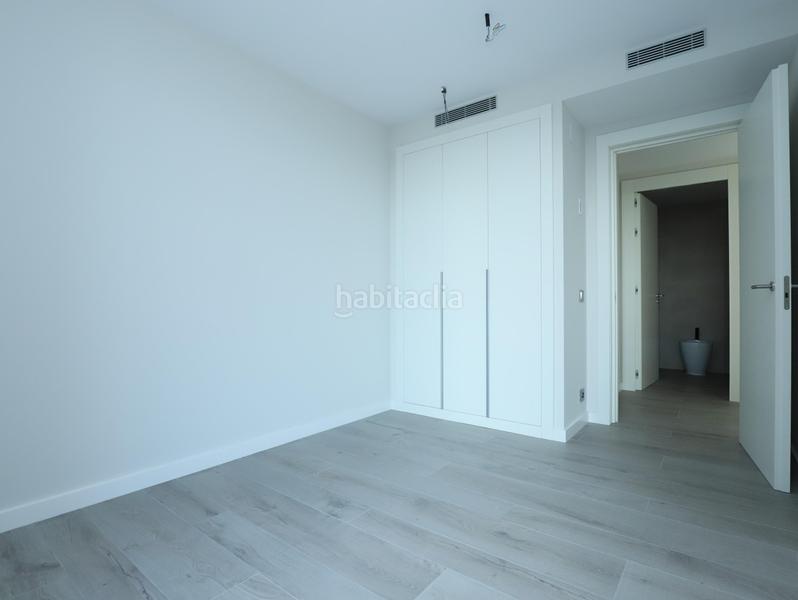 Foto 966c3558-443d-4f13-8138-fefcf17c4fdb. Dachwohnung mit heizung parking pool in Finestrelles Esplugues de Llobregat