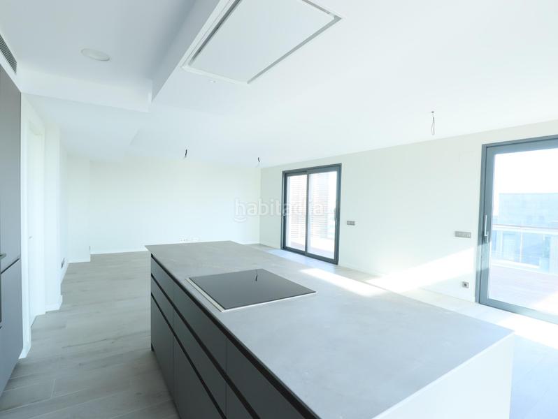 Foto b2579830-ff86-48f0-b0d6-b271671293b3. Dachwohnung mit heizung parking pool in Finestrelles Esplugues de Llobregat