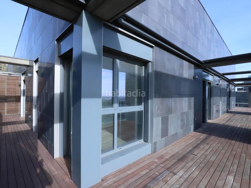 Foto cf7cb809-de4e-4854-b13a-912d7f0bba35. Dachwohnung mit heizung parking pool in Finestrelles Esplugues de Llobregat