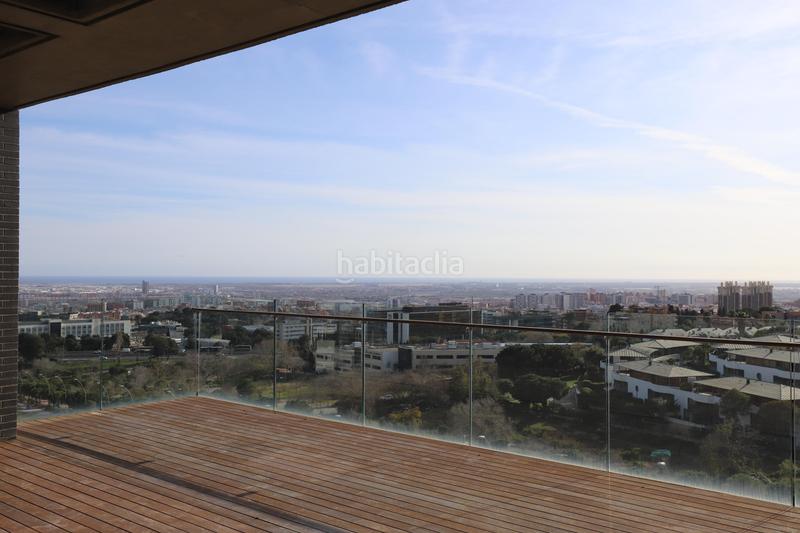 Foto d1a71b47-977a-42ac-abc7-75d524e9f1fb. Dachwohnung mit heizung parking pool in Finestrelles Esplugues de Llobregat