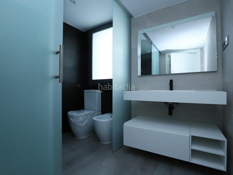 Foto f1a1c9d7-d2b3-4716-b5dc-bc5a40c90c9f. Dachwohnung mit heizung parking pool in Finestrelles Esplugues de Llobregat