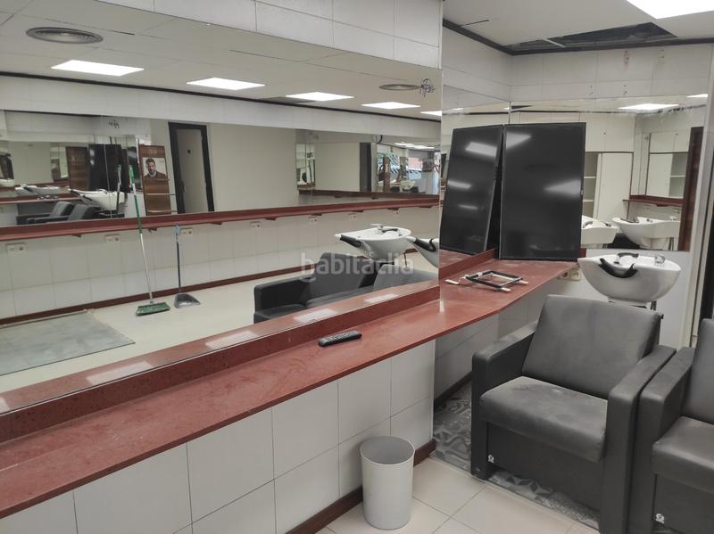 Foto 783fec28-ad0c-4fc7-a375-1ab7424b6acc. Affitto locale commerciale in Centre Esplugues de Llobregat