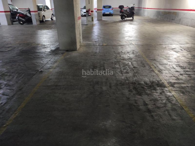 Foto 636ae2b1-3802-405a-b8e8-747e21492a21. Autoparkplatz in La Plana Esplugues de Llobregat