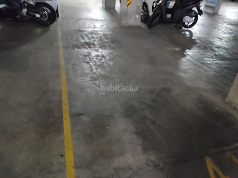 Foto c43b4870-8e24-4da9-9c1d-756b9f0cf407. Autoparkplatz in La Plana Esplugues de Llobregat