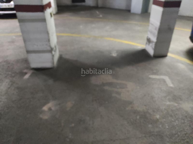 Foto 01f854a3-1c09-4bff-9a67-426814e64dbc. Parking coche esquina con avda isidre marti en Centre Esplugues de Llobregat