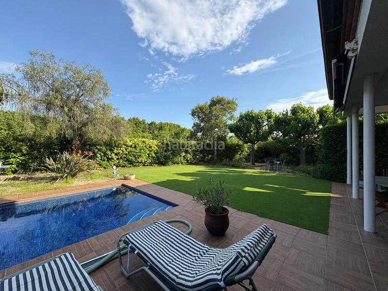 Foto 1ea3e944-6538-47f4-8979-207125dcfaea. Casa pareada centro junto plaça estacio y avda cami del mas en Sant Quirze del Vallès