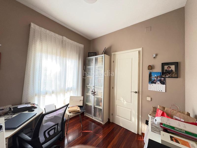 Foto ad5d7eb1-f2dd-4593-8c04-d7bd3445a515. Casa pareada centro junto plaça estacio y avda cami del mas en Sant Quirze del Vallès