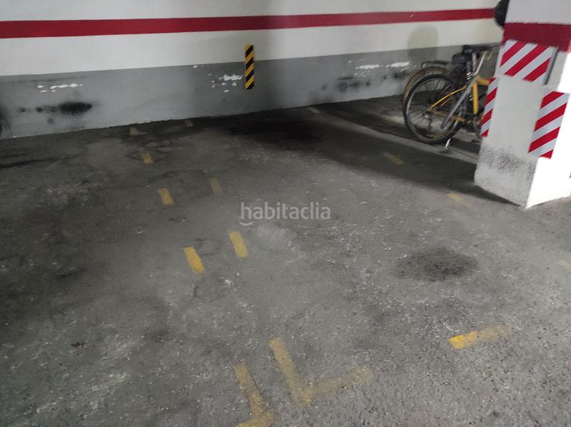 Foto c946245d-0a91-4976-aae0-701437717b07. Autoparkplatz in Collblanc Hospitalet de Llobregat (L´)