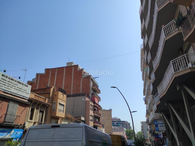 Foto d0a51054-cee8-4b0f-8bc3-937a02f50ce4. Autoparkplatz in Collblanc Hospitalet de Llobregat (L´)