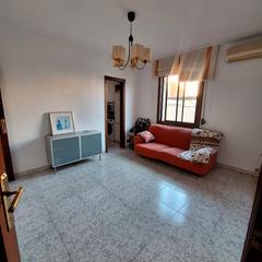 Appartement à Vila de Gràcia. Cerca metro lesseos y junto carrer gran de gracia