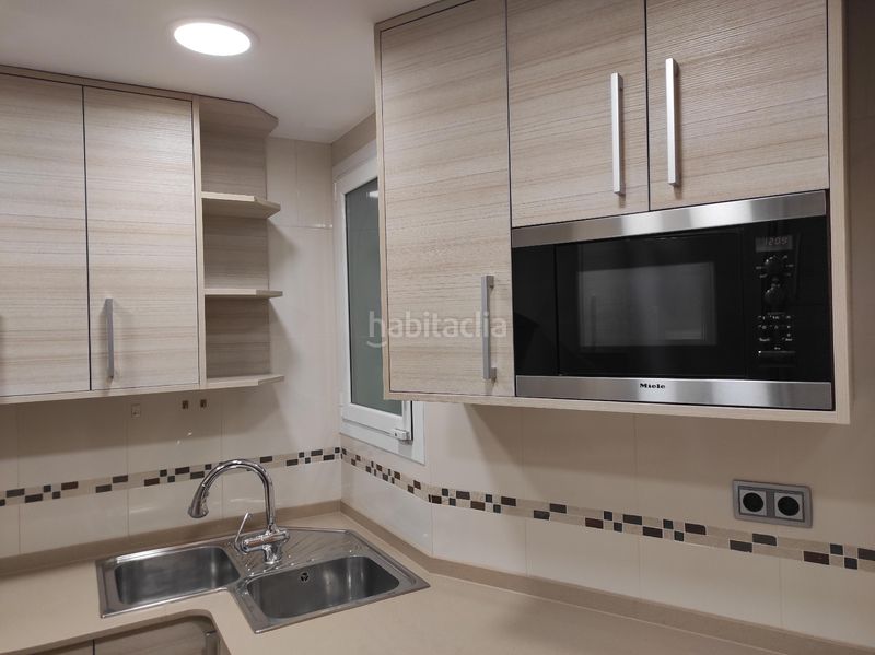 Foto 53e7967c-cb70-4b9e-bd5a-55486263489c. Flat with heating in Centre Esplugues de Llobregat