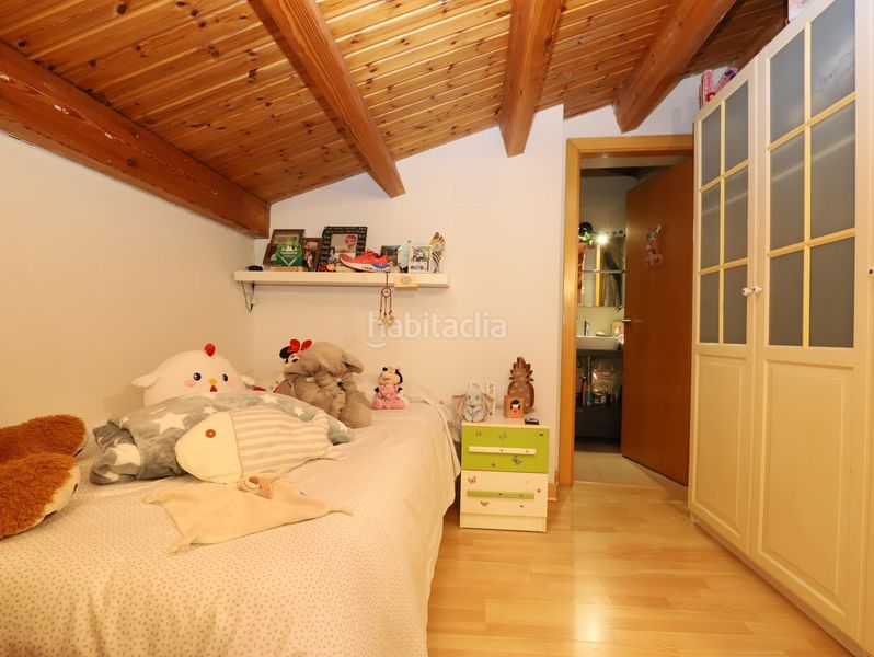 Foto b41bf75d-6168-44aa-ac15-690cf629101c. Dúplex amb calefacció a Sant Vicenç dels Horts