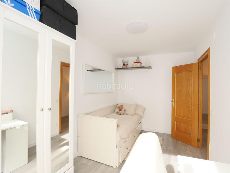 Foto d6f6435b-6486-49f3-bb3d-328ffb69aa78. Planta baixa amb calefacció aparcament a Centre Esplugues de Llobregat