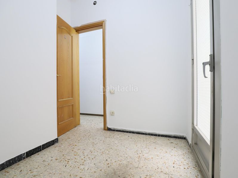 Foto 7c6a1314-e965-4ce1-a593-ba85a0301e35. Pis a Centre Esplugues de Llobregat