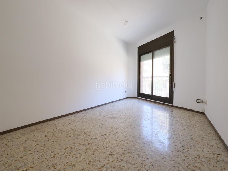 Foto e6df6463-b13b-4c66-b504-da3e55447ebc. Pis a Centre Esplugues de Llobregat