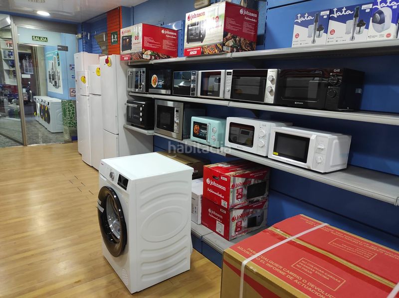 Foto 4d6ac679-1860-4790-9016-c7361a3cac69. Local comercial a Centre Esplugues de Llobregat