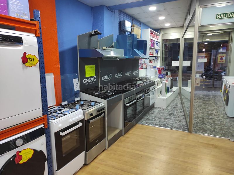 Foto 88a03600-887c-49ca-80fe-f477273b1591. Local comercial a Centre Esplugues de Llobregat