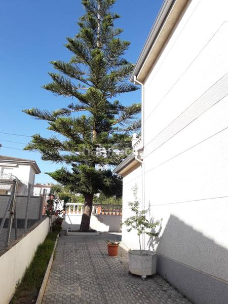 Foto 9cb7efdc-0b8f-4bcf-b7d2-88a117b6b607. Chalet espectacular chalet park en Calafell park Calafell