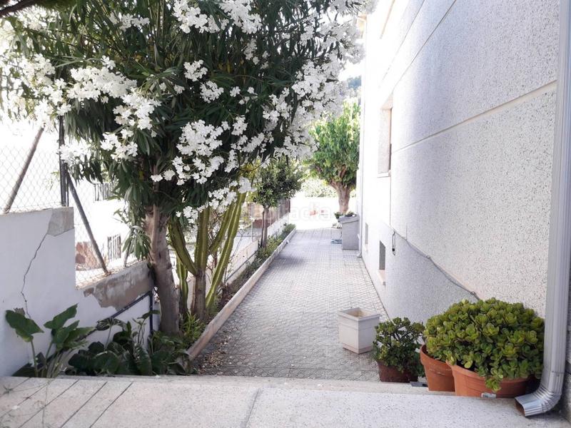 Foto ab5686c5-a1e2-4d60-ac0a-850c3c364bb5. Chalet espectacular chalet park en Calafell park Calafell