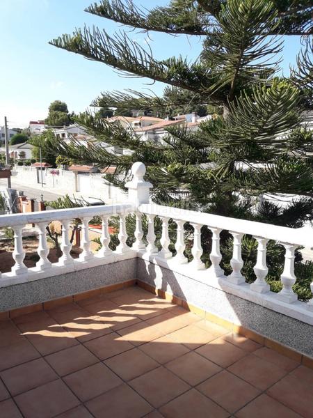 Foto d2e5ecf2-3dd0-4751-af9f-856cb19890f7. Chalet espectacular chalet park en Calafell park Calafell