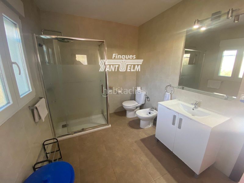 Foto 8a2d3e6d-be60-4385-9a6c-29ca88703c5b. Xalet amb aparcament piscina a Cunit residencial Cunit