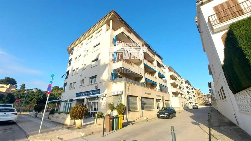 Foto b60de556-bce7-405a-9423-12b427d7418e. Pis amb aparcament a L´Estany Calafell