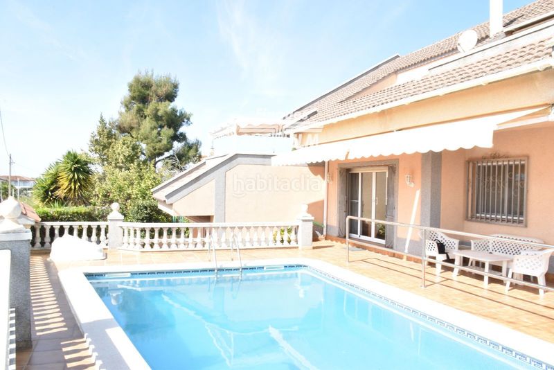 Foto 36e81c20-c975-46ca-acab-abd3e1c95de6. Xalet amb calefacció aparcament piscina a Bellamar Calafell