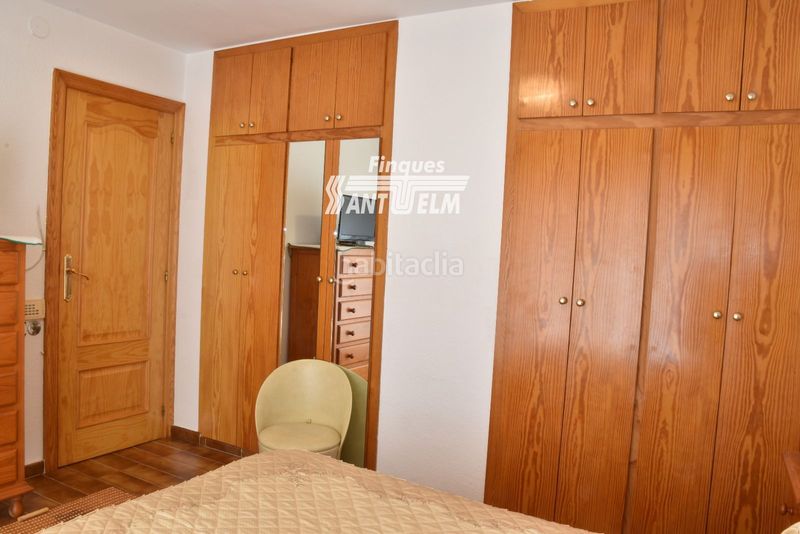 Foto b5cd64bc-2d3c-4585-99de-8c68e1420cf5. Xalet amb calefacció aparcament piscina a Bellamar Calafell