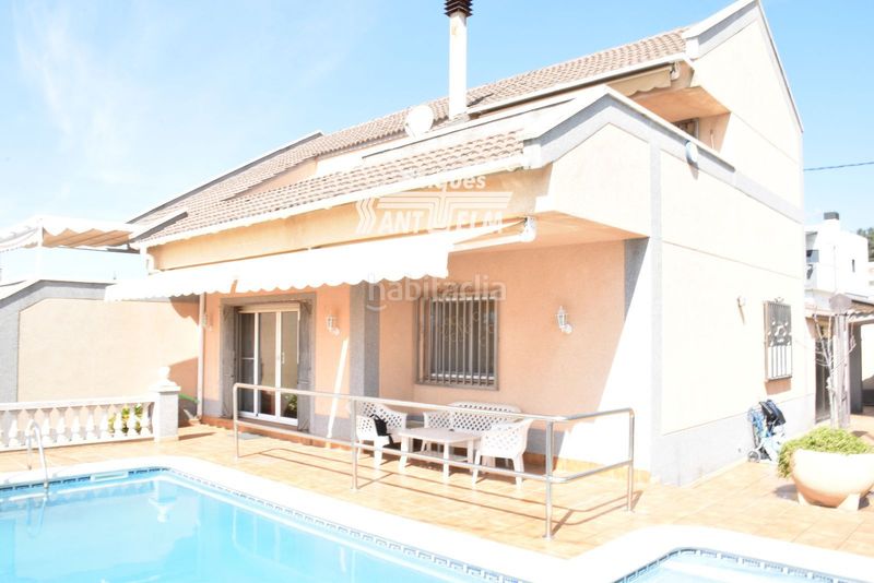 Foto e907261a-14a4-4c4c-b70b-8c70d8c3939a. Xalet amb calefacció aparcament piscina a Bellamar Calafell