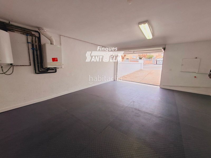 Foto fa714b77-a185-4a7b-baa0-4d54192c2e4d. Casa adossada amb calefacció aparcament piscina a Segur de Calafell