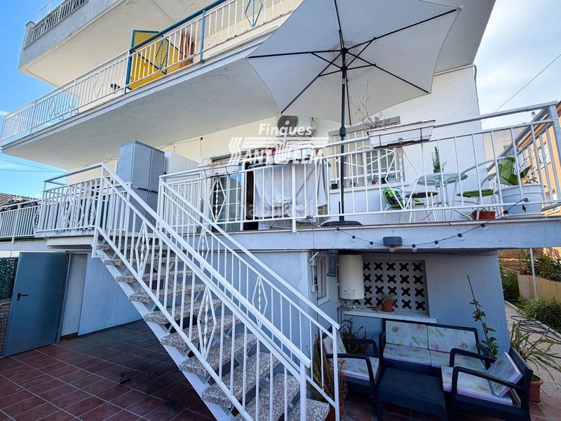 Foto c2db3cc3-47a0-4b37-af3a-d2c3ba4c384f. Apartament amb calefacció aparcament a Segur de Calafell nucli urbà Segur de Calafell