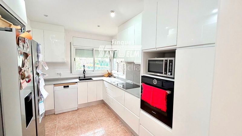 Foto 8e696608-80ec-47df-ac62-d95e3888f060. Chalet  en Segur de Calafell nucli urbà Segur de Calafell