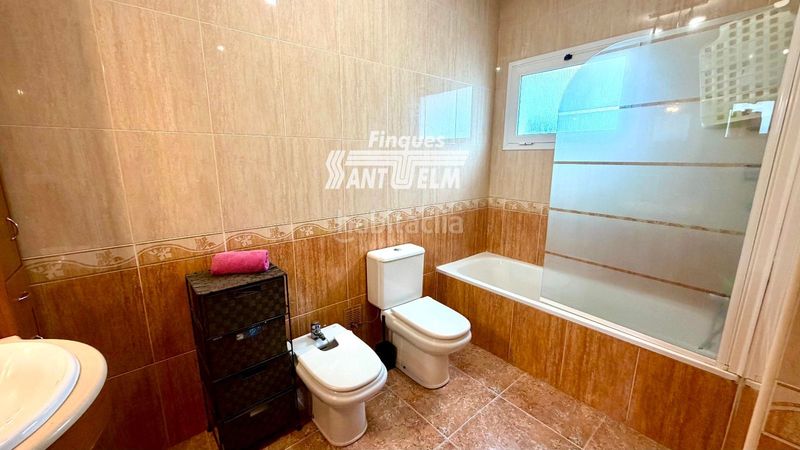 Foto 8f33e950-28ec-4f68-b9dc-56b66b538884. Chalet  en Segur de Calafell nucli urbà Segur de Calafell