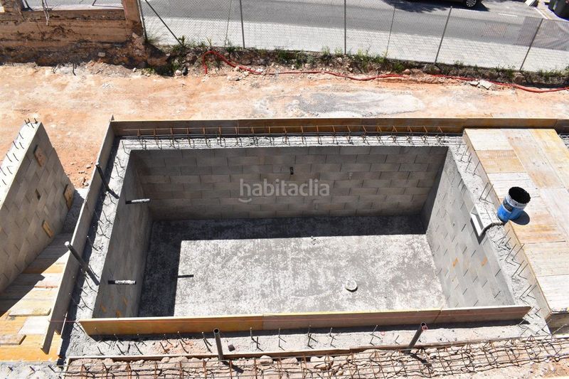 Foto 306c965e-d586-48a6-8f01-e33e2e7c0507. Casa adossada amb calefacció piscina a Segur de Calafell nucli urbà Segur de Calafell