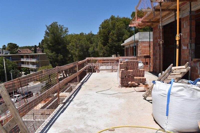 Foto ab4f5c2e-b234-403a-ab23-02af787bb7d4. Casa adossada amb calefacció piscina a Segur de Calafell nucli urbà Segur de Calafell