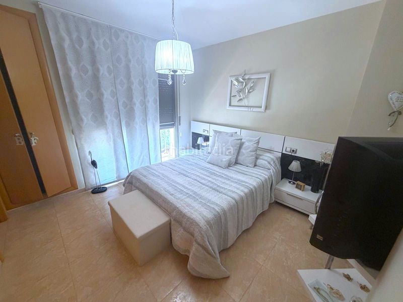 Foto 6bc47745-f686-42e2-a3fb-b4f55b3cbcd3. Casa adossada amb calefacció aparcament a Bonavista Vendrell (El)