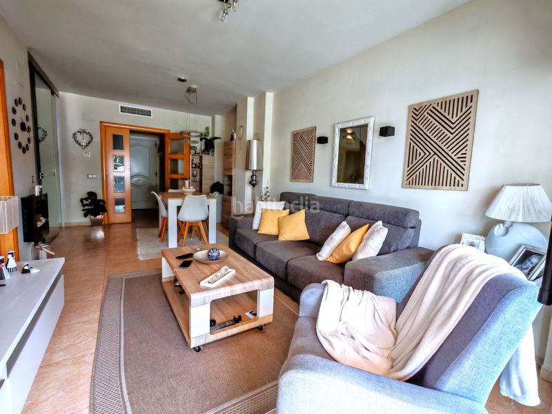 Foto db3a912b-d8ce-4e3d-9ddc-3ad053b0c34d. Casa adossada amb calefacció aparcament a Bonavista Vendrell (El)
