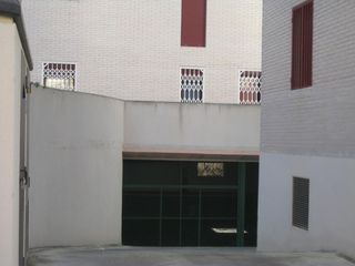 Rent Car parking  Marta moragas. En segur de calafell