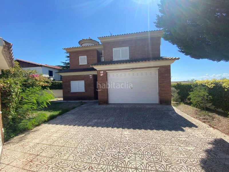Foto 453ba3b2-8708-4472-99c3-8300783246b7. Chalet mit heizung parking pool in Segur de Calafell nucli urbà Segur de Calafell