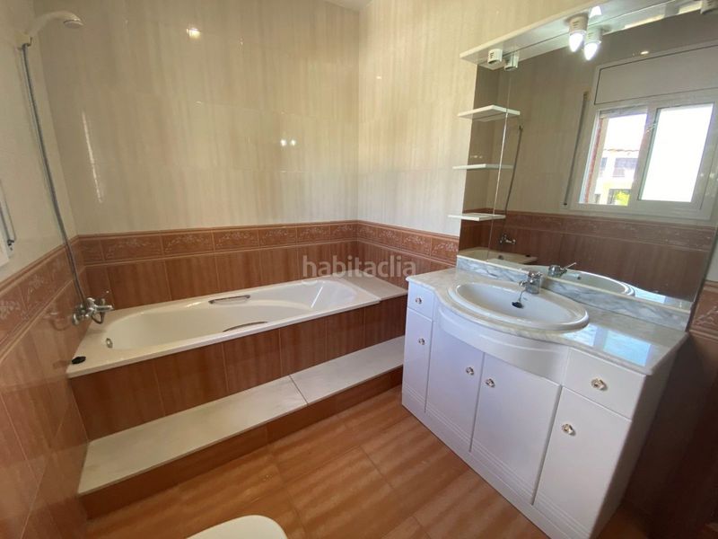 Foto aef23d6a-d660-475f-991d-11959bf1b710. Chalet mit heizung parking pool in Segur de Calafell nucli urbà Segur de Calafell