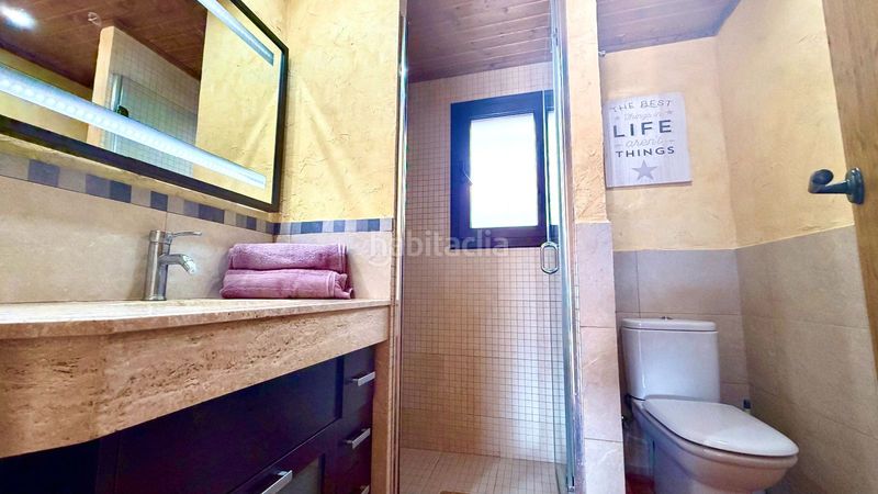 Foto bc14aaee-8962-4760-8cc4-07f8e0e93201. Xalet amb calefacció aparcament piscina a Segur de Calafell nucli urbà Segur de Calafell