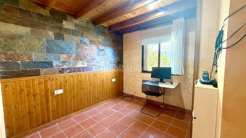 Foto f96537cf-36ce-4818-80e1-8a3cf412981e. Xalet amb calefacció aparcament piscina a Segur de Calafell nucli urbà Segur de Calafell
