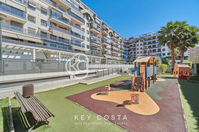 Foto 8c6a208f-2dc1-4ee6-af1e-779b3b3852e3. Attico con riscaldamento piscina in Babel Alicante