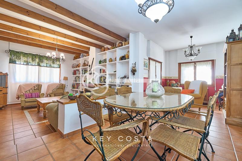 Foto d006b7bb-406d-4e27-875b-6ef8458a91a0. Chalet en Tibi