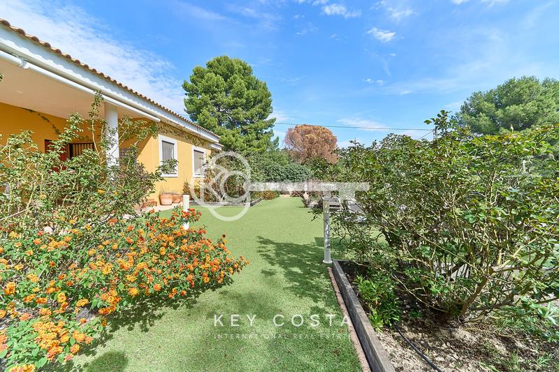 Foto eee72f7d-c9df-41da-8c06-4b071df2b9ff. Chalet en Tibi