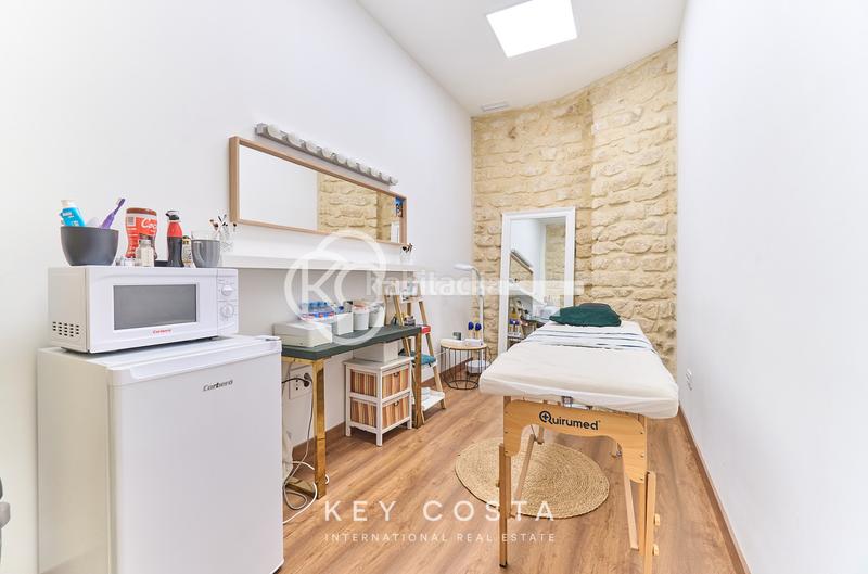 Foto 67ae66fa-1508-43f7-bf61-b23dca9381c8. Trapasso locale commerciale con riscaldamento in Carolinas Bajas Alicante