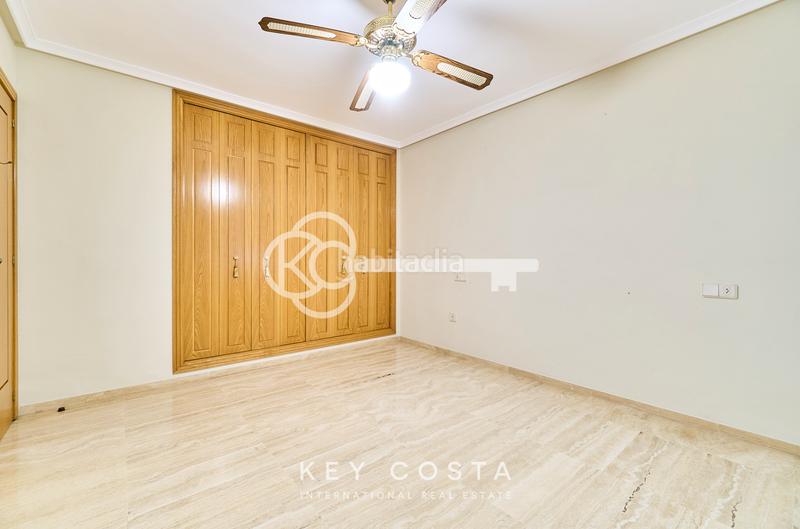 Foto c426bd8a-4717-421d-bcf3-6bbdc07c8840. Etagenwohnung in Ensanche-Diputación Alicante