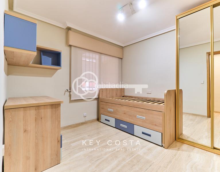 Foto d430c8ab-5b00-4bde-9120-a108531fa267. Etagenwohnung in Ensanche-Diputación Alicante